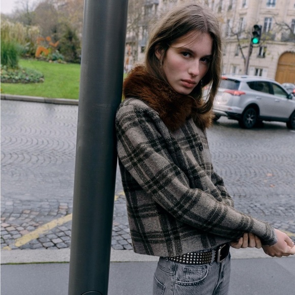 Zara Knit Cardigan Jacket with Faux Fur Collar Front Pockets Size XL NWT - Picture 2 of 13